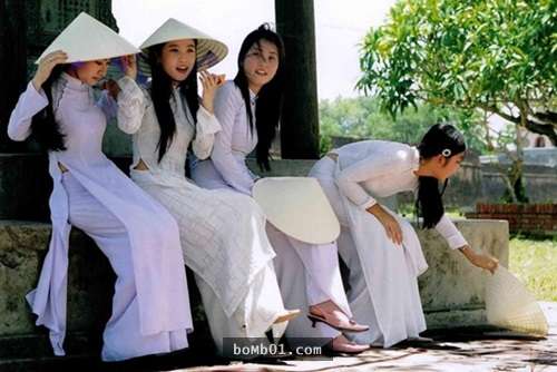 為什麼「越南新娘」特別受到臺灣男生的歡迎？看到她們身穿「越式旗袍」大家都買好機票了！